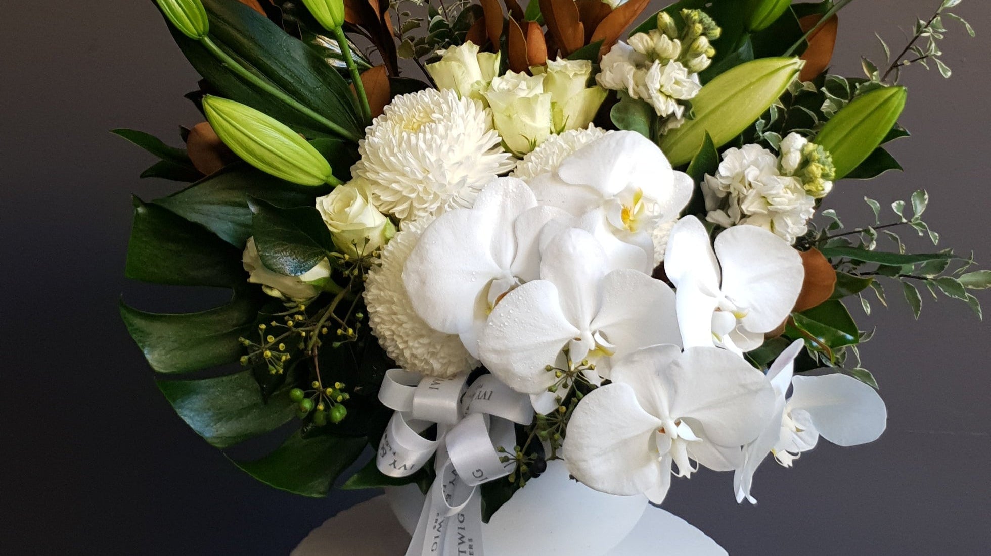 Sending Sympathy Flowers in Watsonia: Thoughtful Flower Delivery Tips