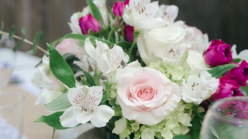 Same-Day Flower Delivery in Rosanna: How to Make Someone’s Day in Just a Few Hours