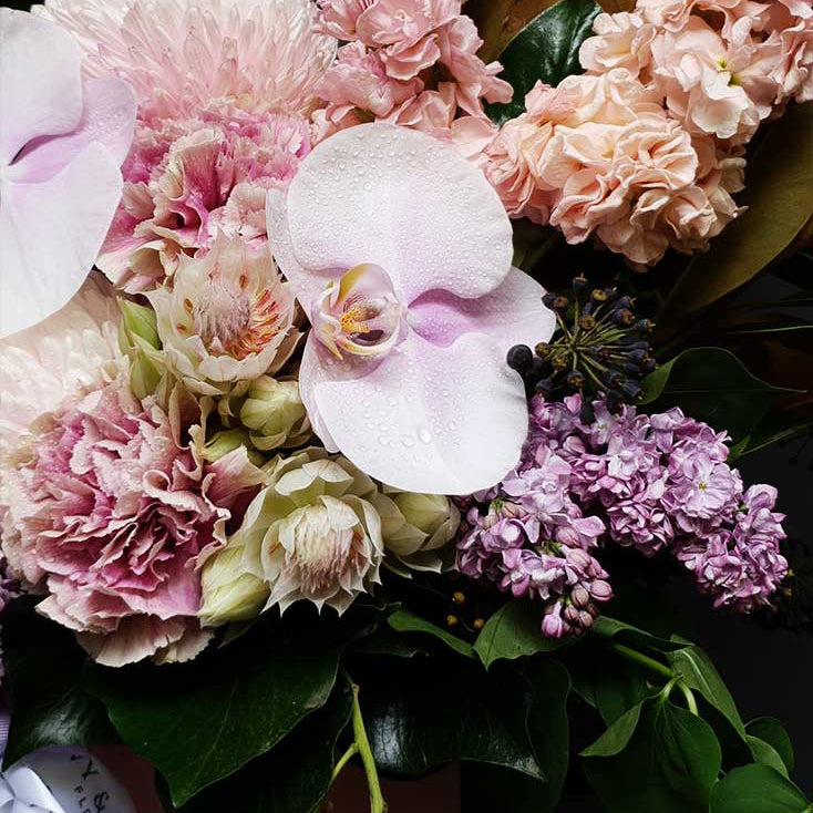 Infinity Ceramic Vase Arrangement - Ivy&TwigFlorist