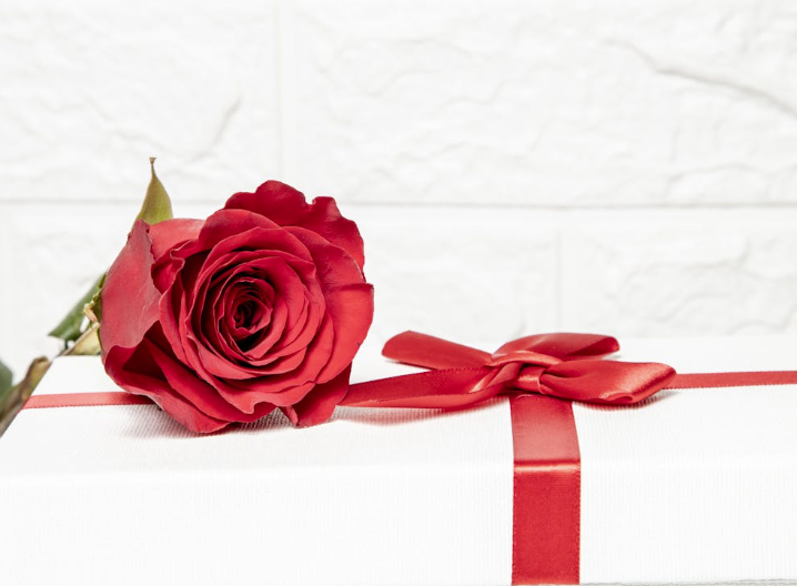 Why Same-Day Valentine’s Flowers Make the Best Impression